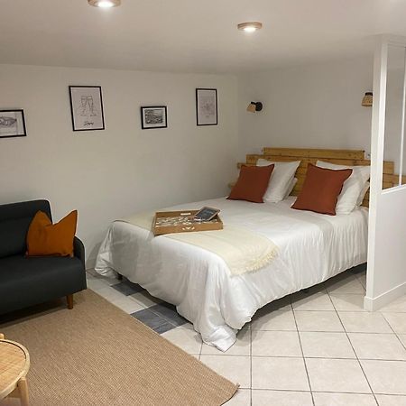 Appart Studio Rdc De Maison Avec Exterieur Proche Reims Tinqueux Exterior foto