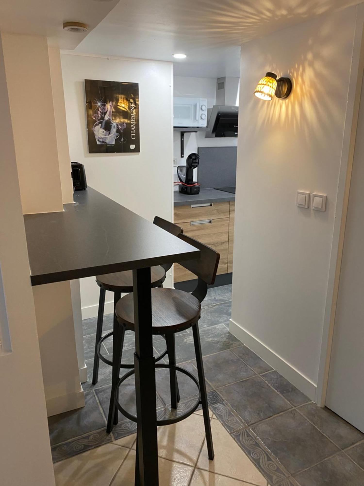Appart Studio Rdc De Maison Avec Exterieur Proche Reims Tinqueux Exterior foto