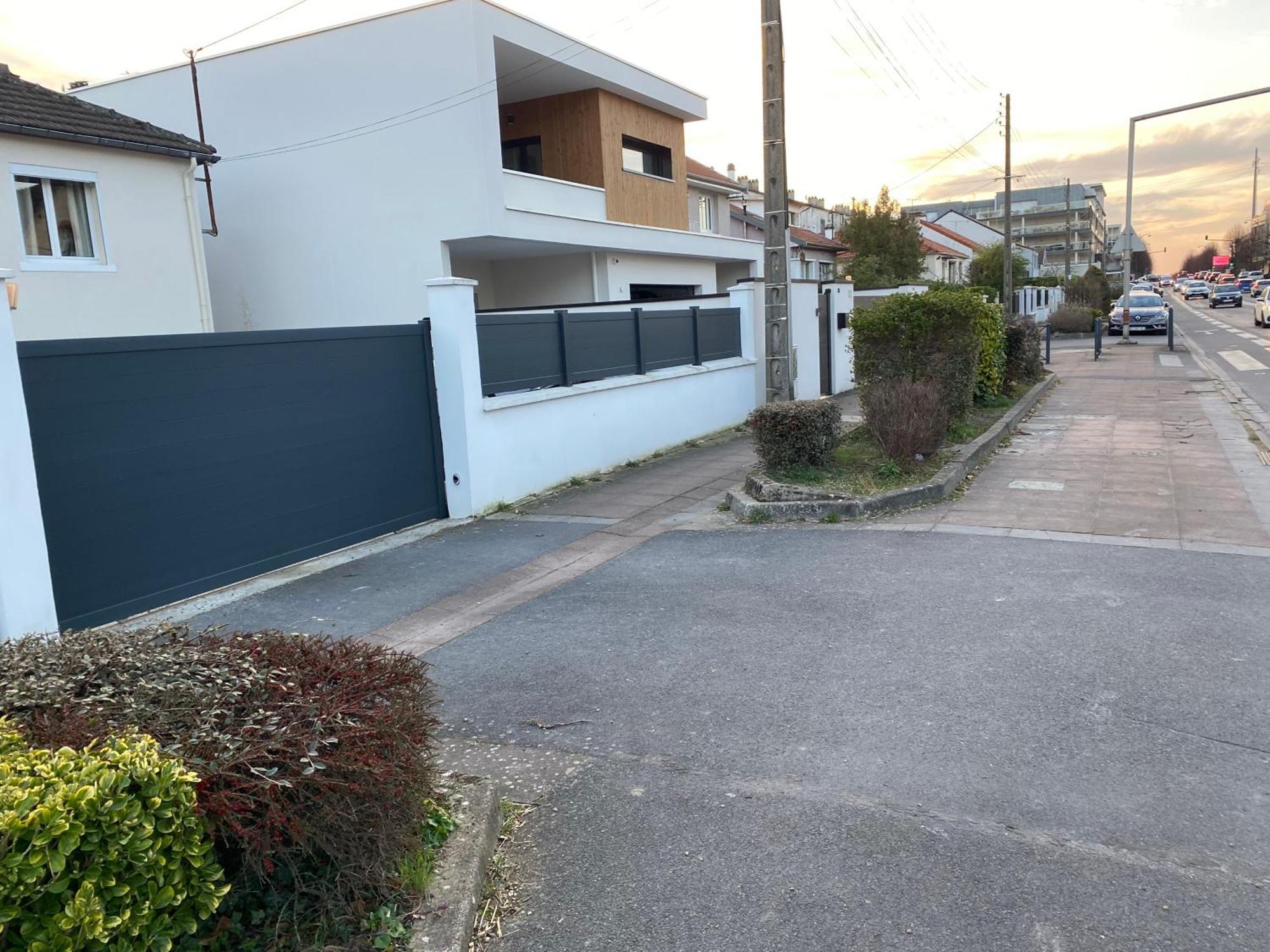 Appart Studio Rdc De Maison Avec Exterieur Proche Reims Tinqueux Exterior foto